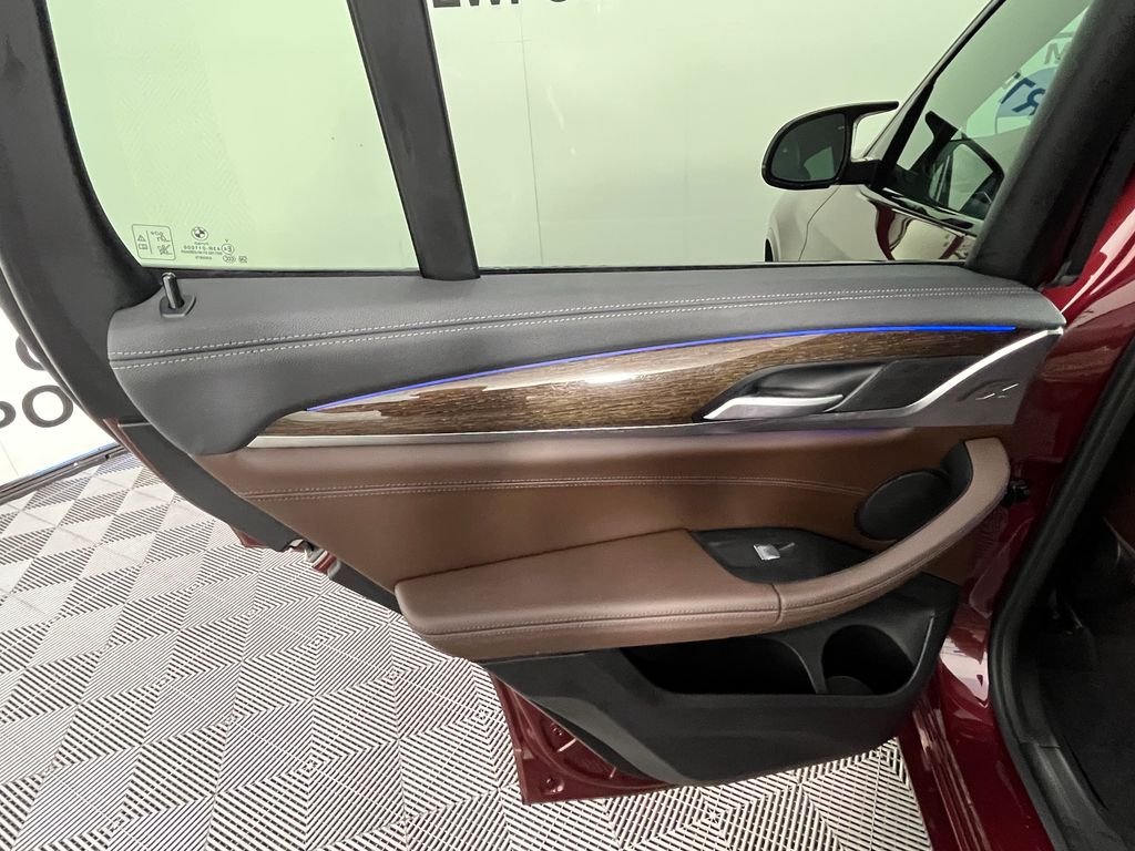 Used 2023 Red BMW M40i image 27