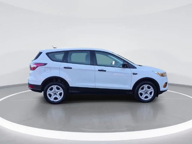 Used 2017 White Ford S image 9