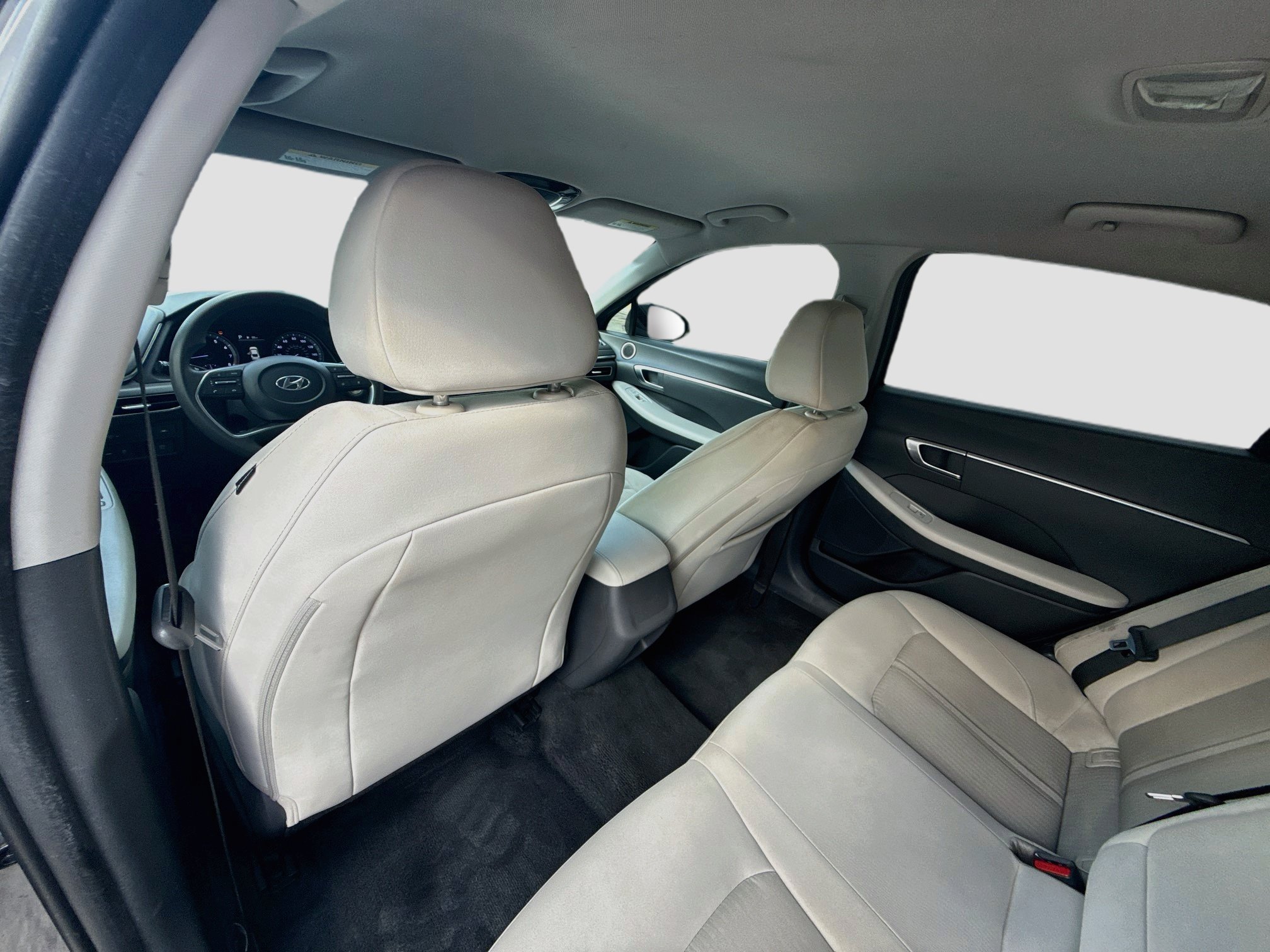 Used 2023 Hampton Gray Hyundai SEL image 22