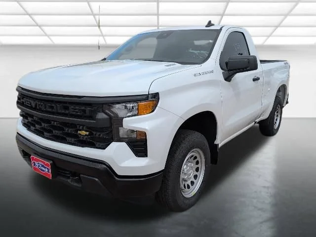 New 2026 Summit White Chevrolet WT image 17