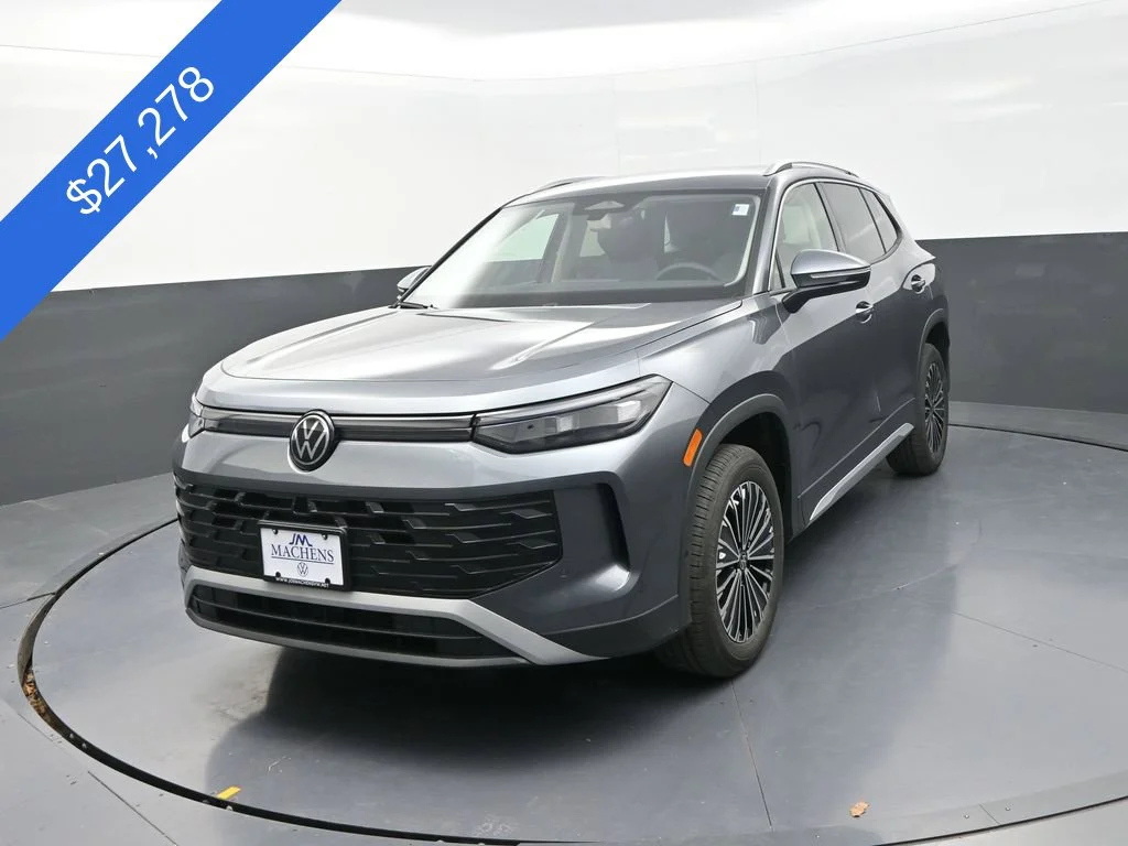 Used 2026  Volkswagen S image 4