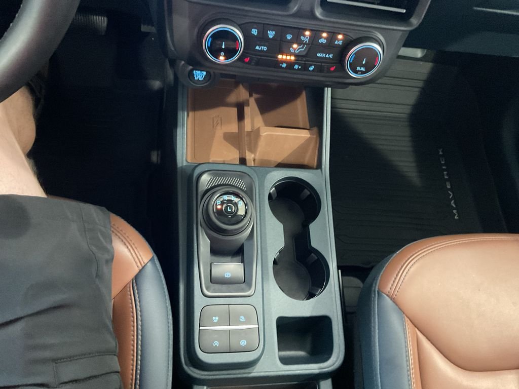 Used 2024 Beige Ford Lariat image 28
