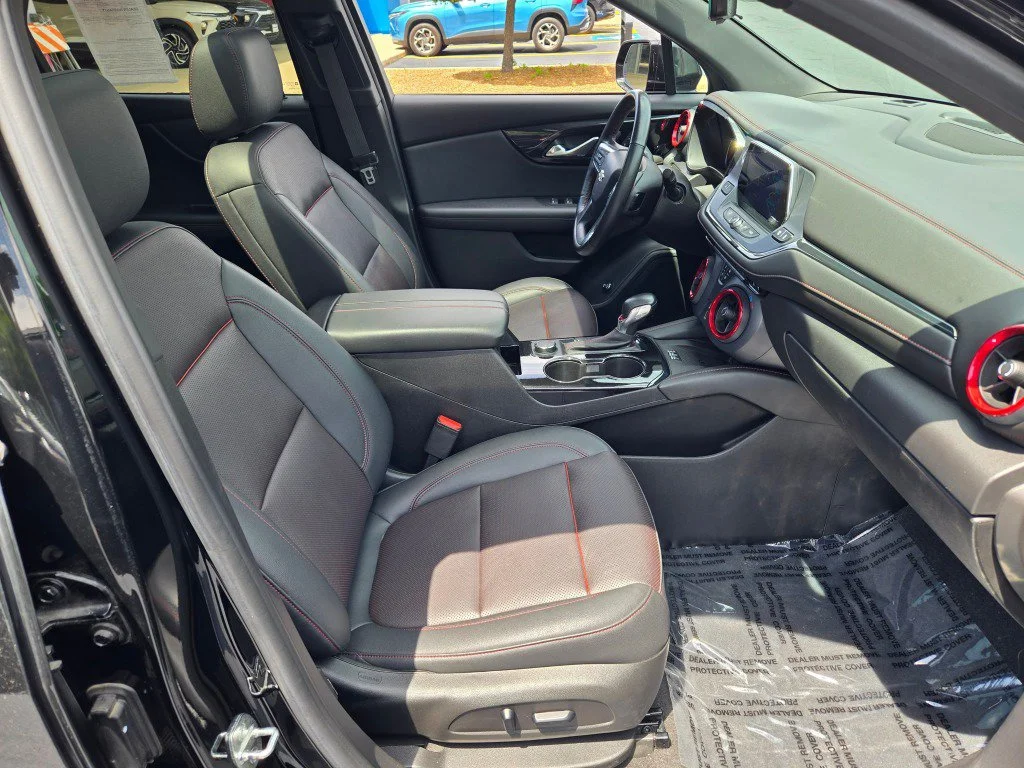 Used 2021 BLACK Chevrolet RS image 7