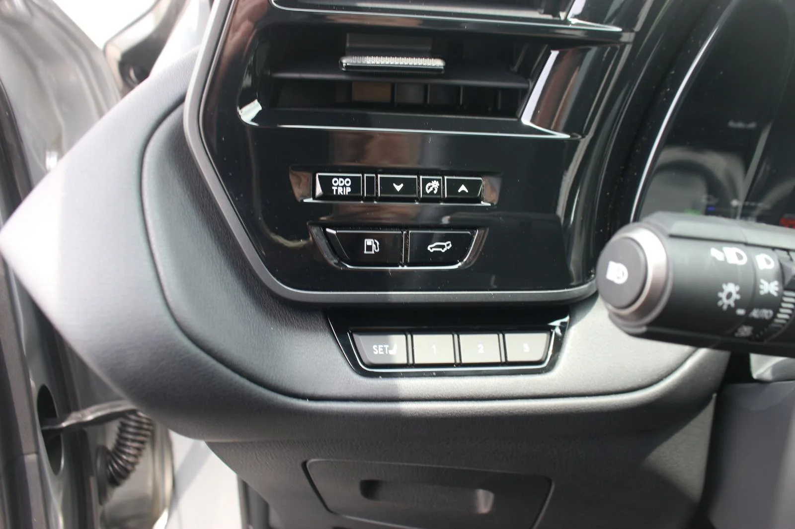 Used 2026 Silver Lexus TX 550h+ Luxury image 24