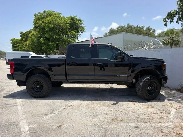 Used 2019 Black Ford Lariat image 6