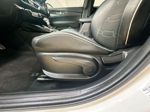 Used 2024 White Kia GT-Line image 15