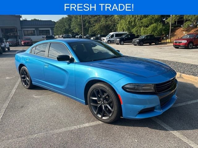Used 2019 Blue Dodge SXT image 1