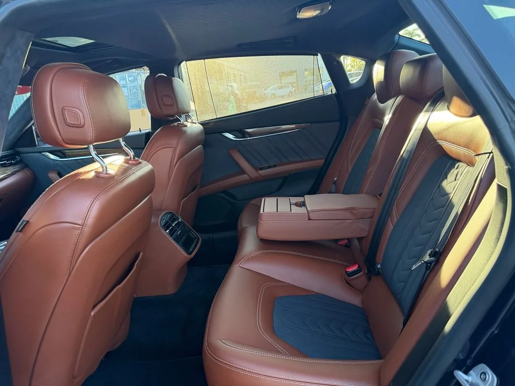 Used 2018 Blue Maserati S GranLusso image 13