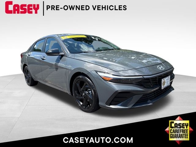 Used 2026 Gray Hyundai SEL Sport image 1