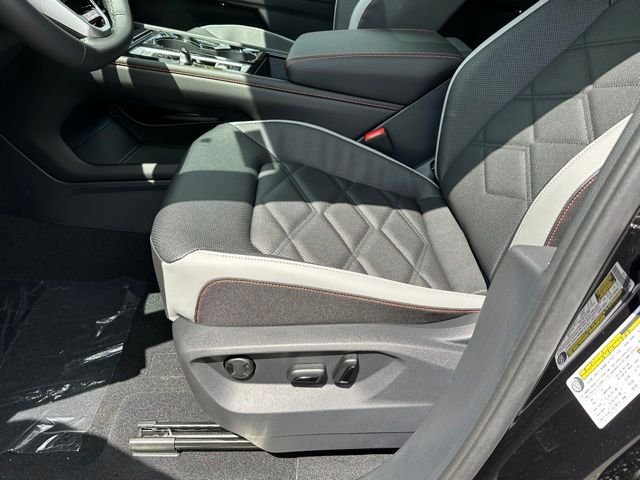 New 2026 Deep Black Pearl Volkswagen 2.0T Peak Edition image 25