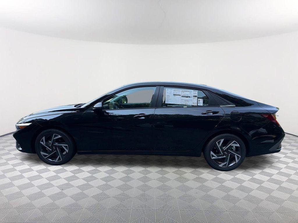New 2026 Black Hyundai Limited image 8