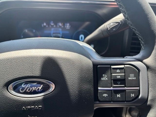 New 2026 Star White Metallic Tri-Coat Ford F-250® Lariat® image 28