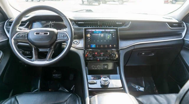 Used 2023 Black Jeep Limited image 16
