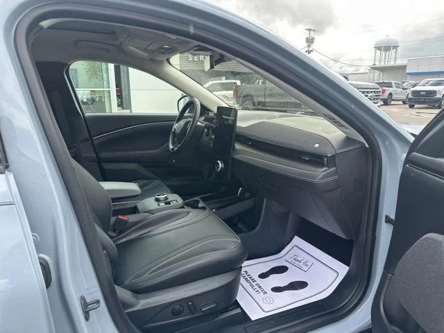 Used 2024 Glacier Gray Metallic Ford Premium image 8