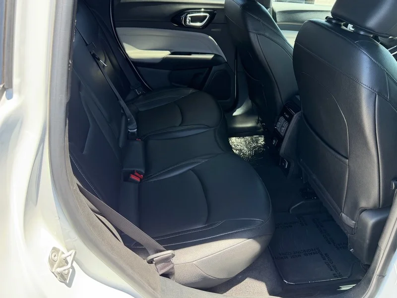 Used 2025 Bright White Clea Jeep Limited image 17