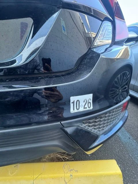 Used 2016 Black Honda LX-P image 3