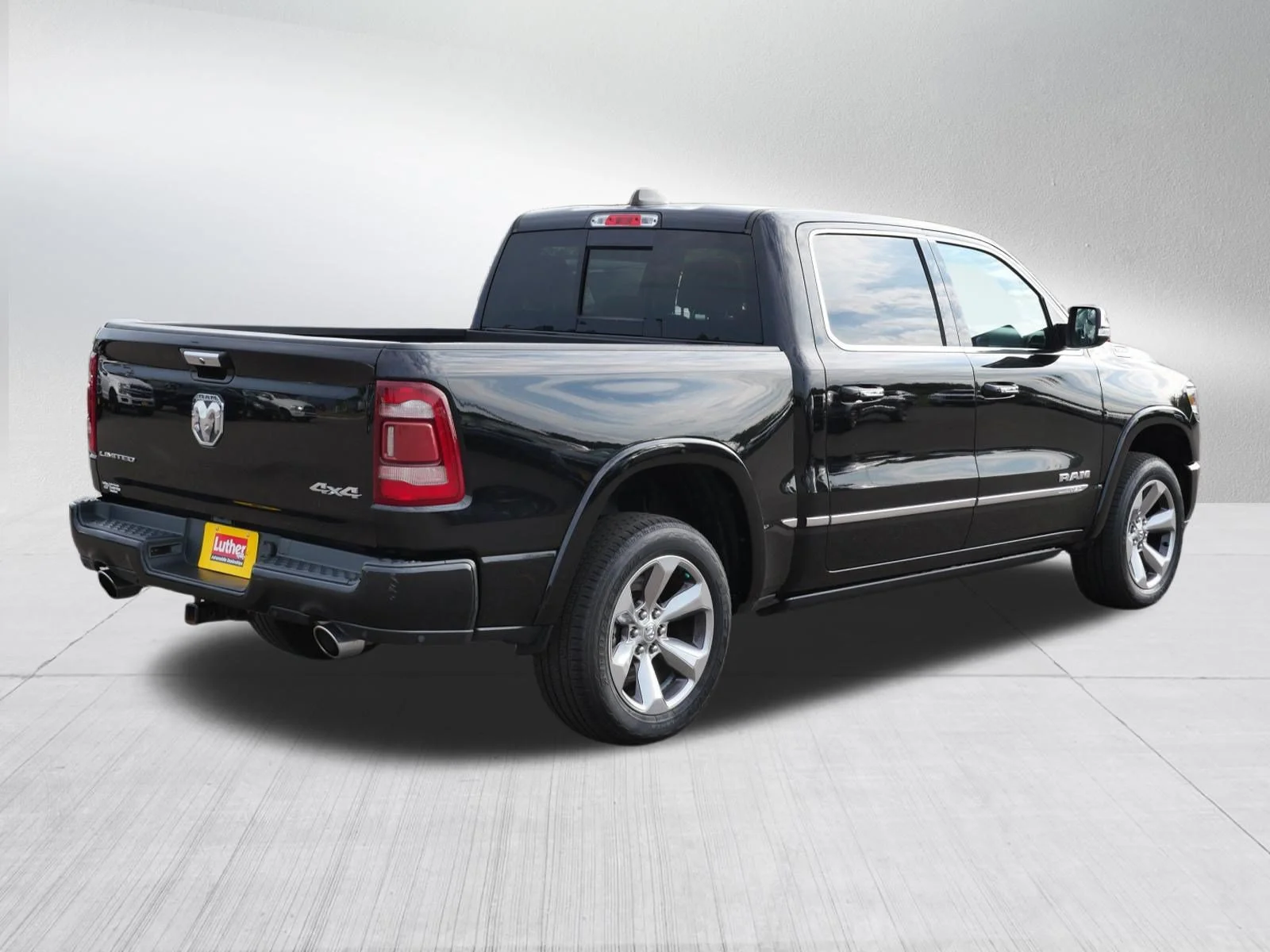 Used 2020 Diamond Black Crystal Pearlcoat Ram Limited image 7