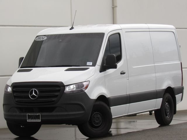2024 Mercedes-Benz Sprinter 2500 144 WB's photo