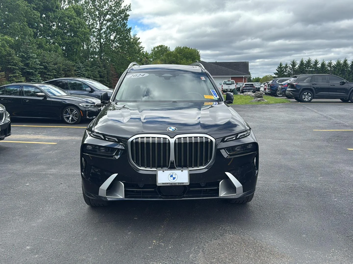 Used 2024 Black Sapphire Metallic BMW xDrive40i image 8