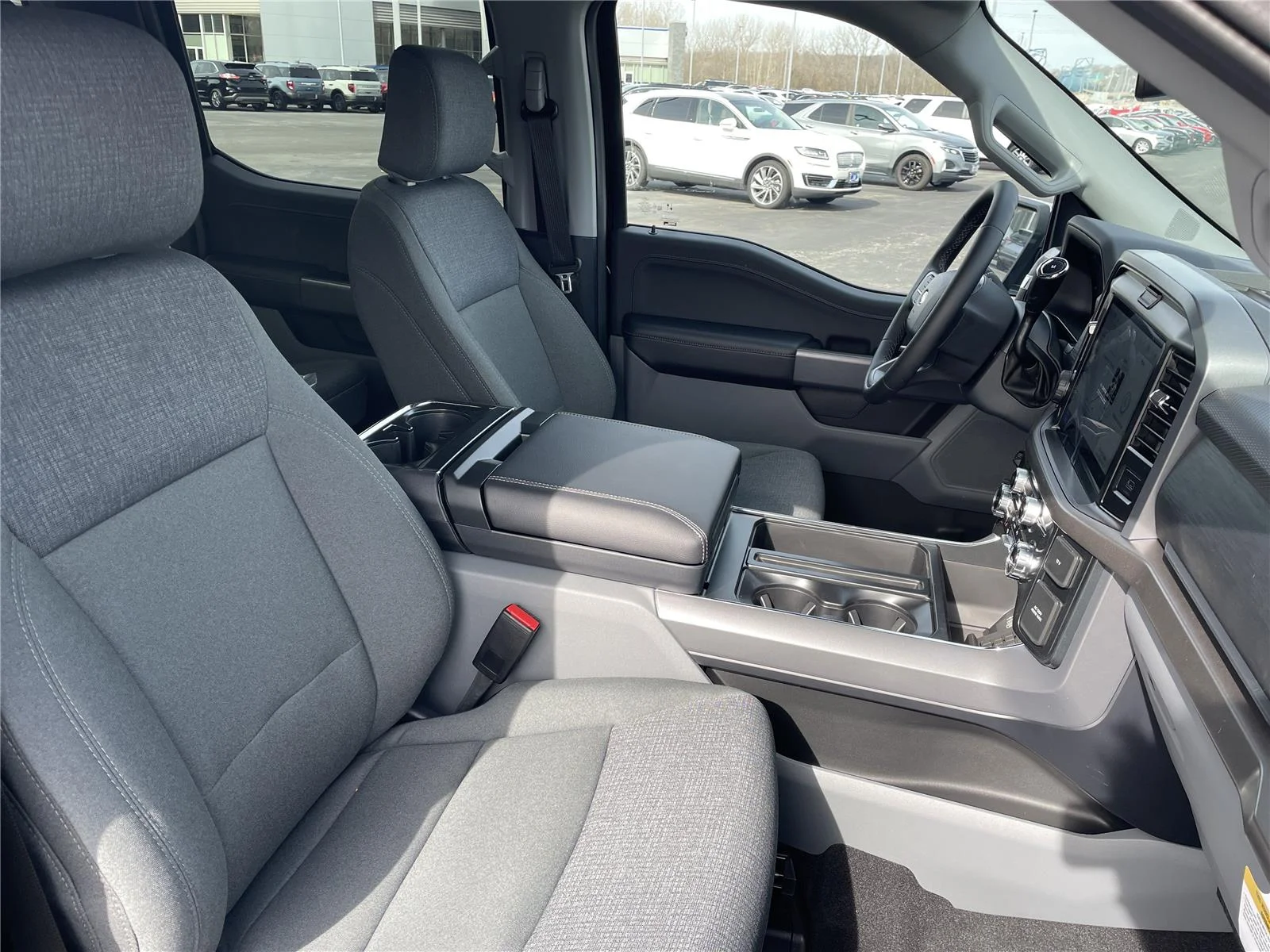 New 2026 Agate Black Metallic Ford XLT image 26