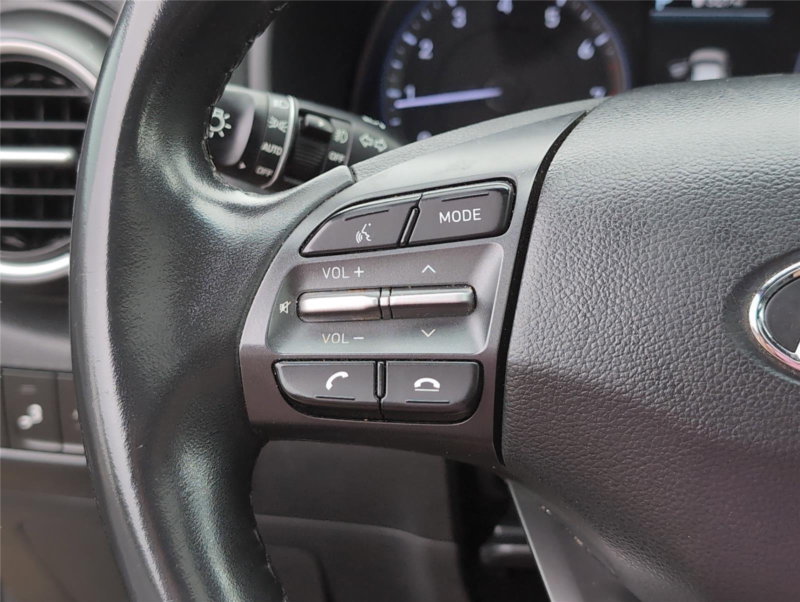Used 2020 Thunder Gray Hyundai Ultimate image 28