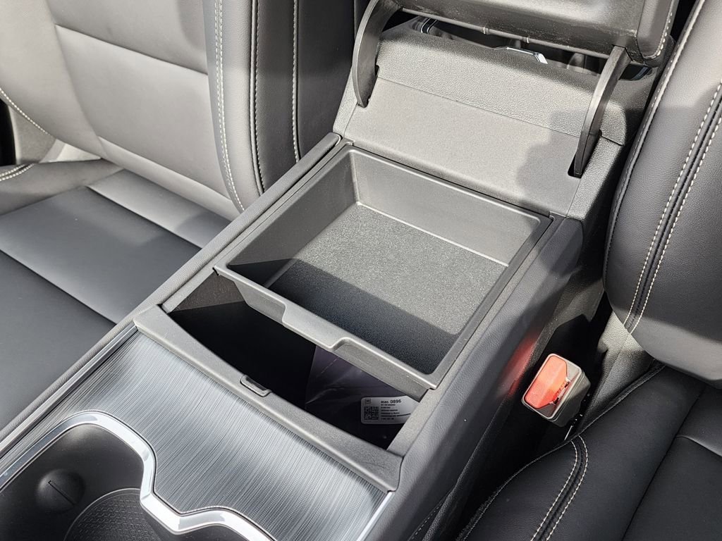 2026 GMC Acadia Elevation - Photo 33