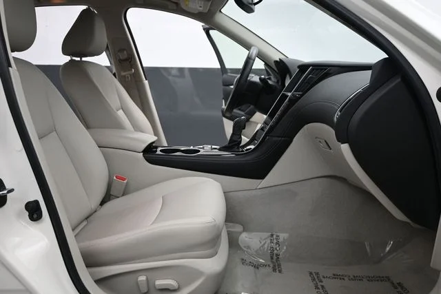 Used 2018 Majestic INFINITI 3.0t LUXE image 20