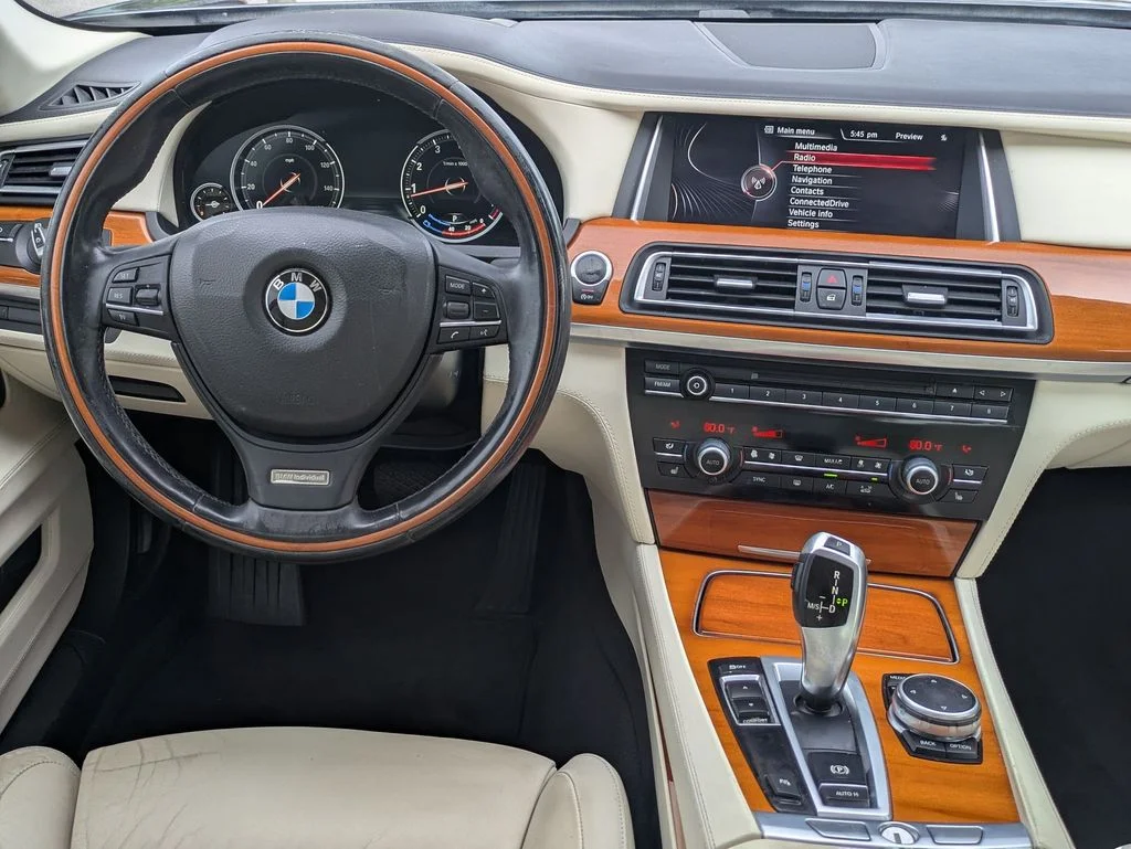 Used 2015 Gray BMW 750Li image 26