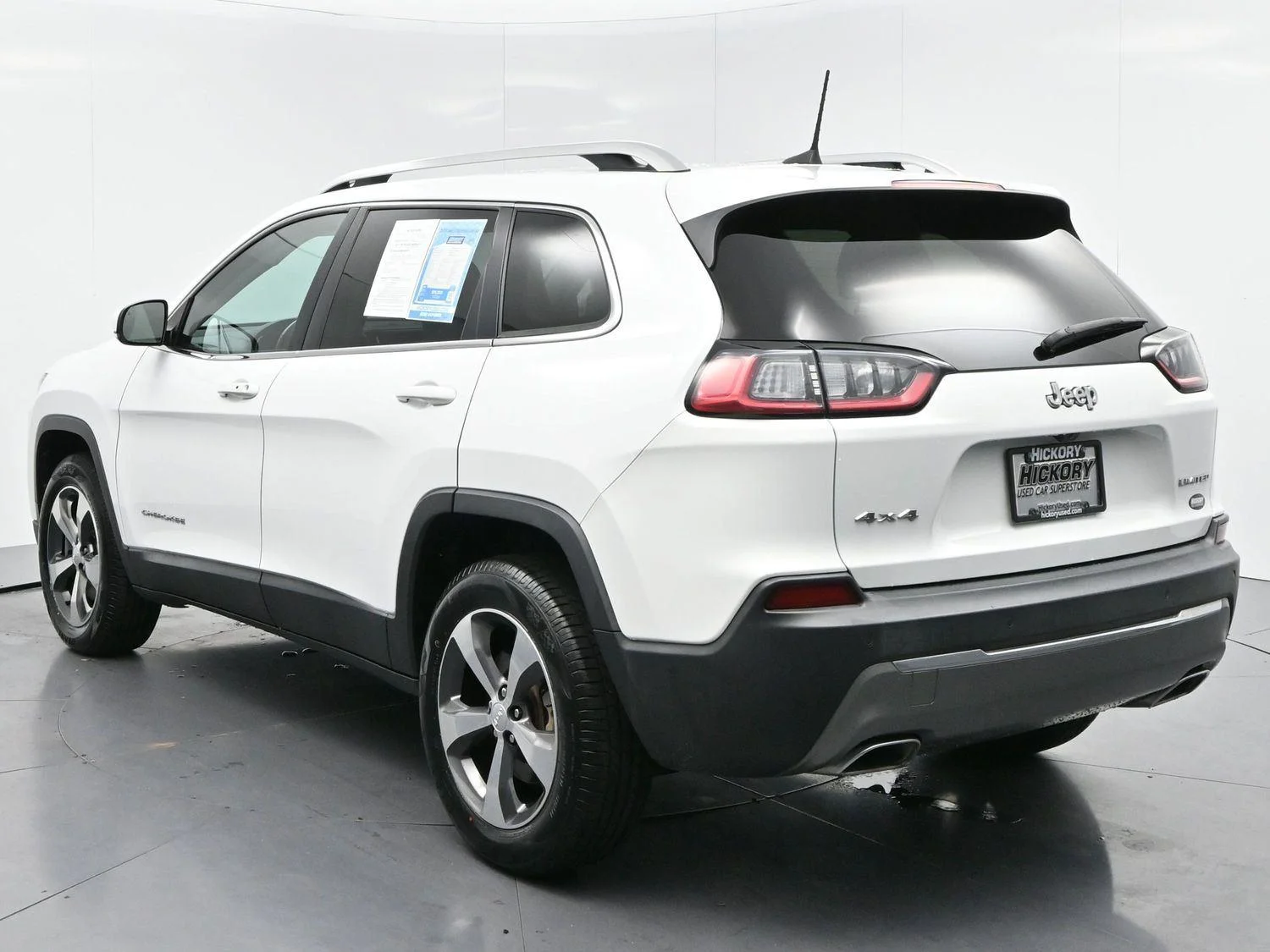 Used 2019 Bright White Clearcoat Jeep Limited image 5