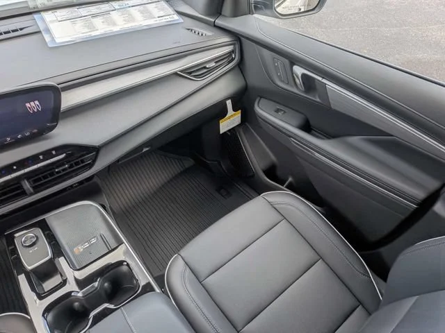 New 2026 Summit White Buick Preferred image 19