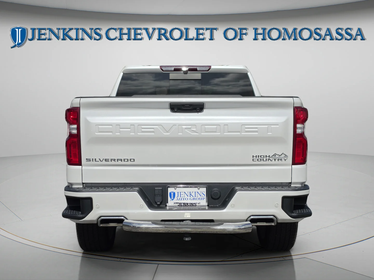 Used 2022 Iridescent Pearl Tricoat Chevrolet High Country image 6