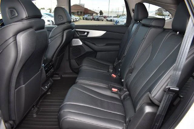 New 2026 Platinum White Pearl Acura Technology Package image 11
