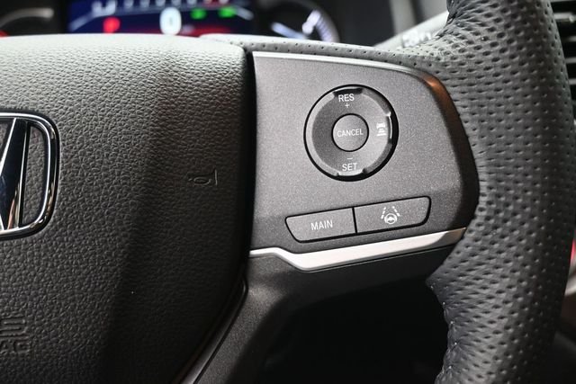 Used 2023 White Honda EX-L image 28