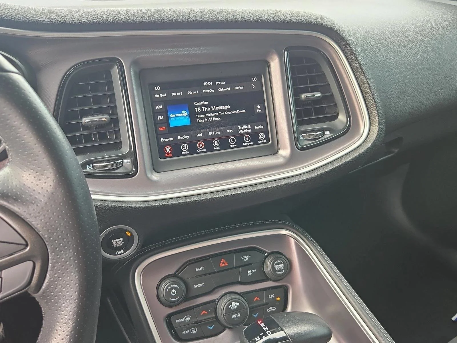 Used 2019 B5 Blue Pearlcoat Dodge SXT image 13