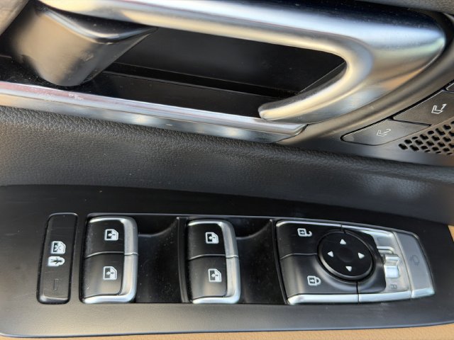 Used 2022 Gray Kia SX image 23
