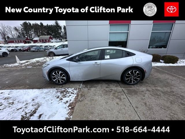 2026 Toyota Prius Plug-in Hybrid XSE - Photo 6