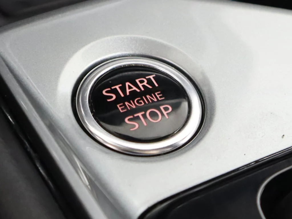 Used 2023 Pearl White Nissan 2.5 SL image 41