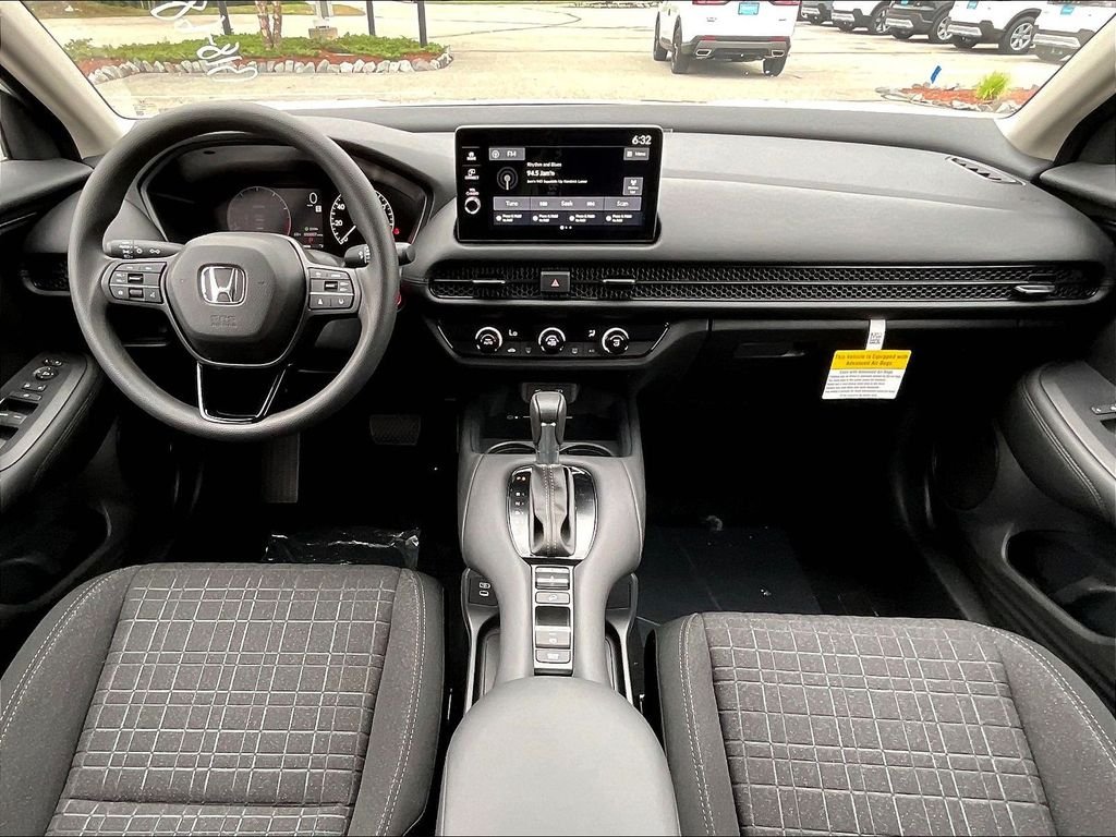 New 2026 Platinum White Pearl Honda LX image 12