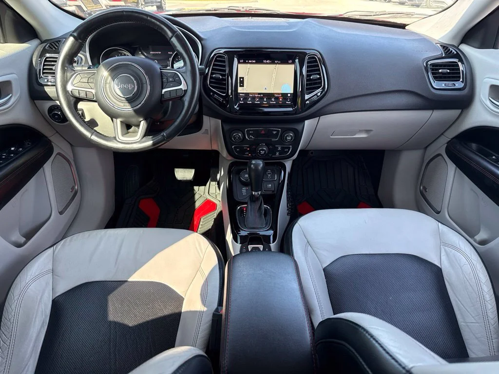 Used 2018 Redline Pearlcoat Jeep Limited image 11