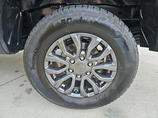 Used 2021 Black Ford XLT image 30
