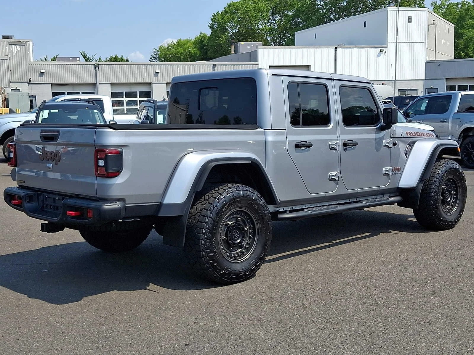 Used 2020 Billet Silver Clearcoat Metallic Jeep Rubicon image 12