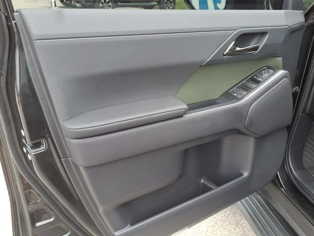 Used 2025 Black Lexus 550 Overtrail image 24