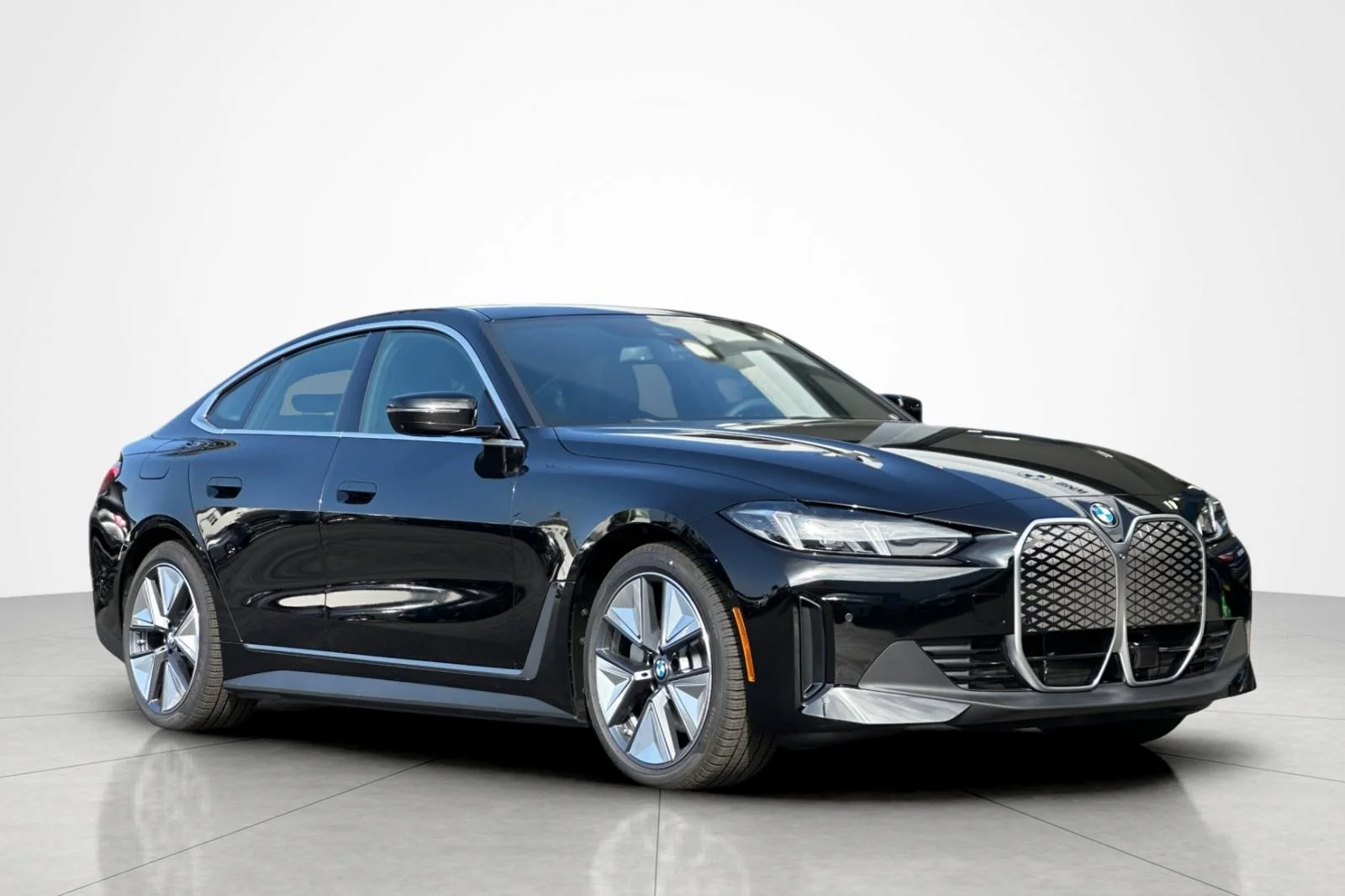 New 2026 Jet Black BMW xDrive40 image 7