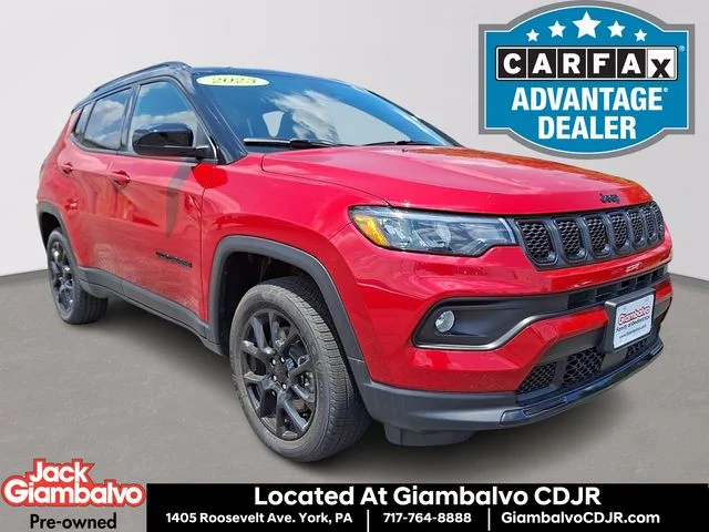 Used 2023 Red Jeep Latitude image 1