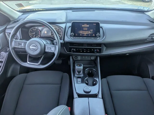 Used 2024 Gray Nissan S image 13