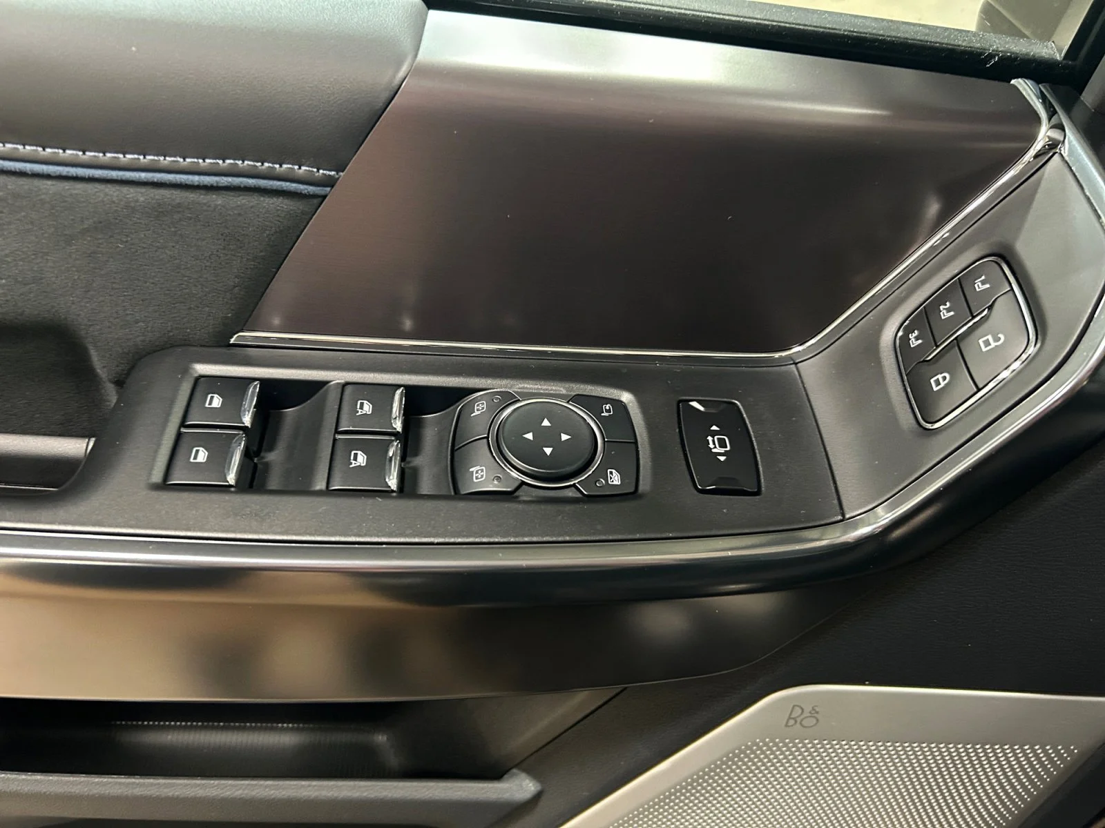 New 2026 Agate Black Metallic Ford Platinum image 17