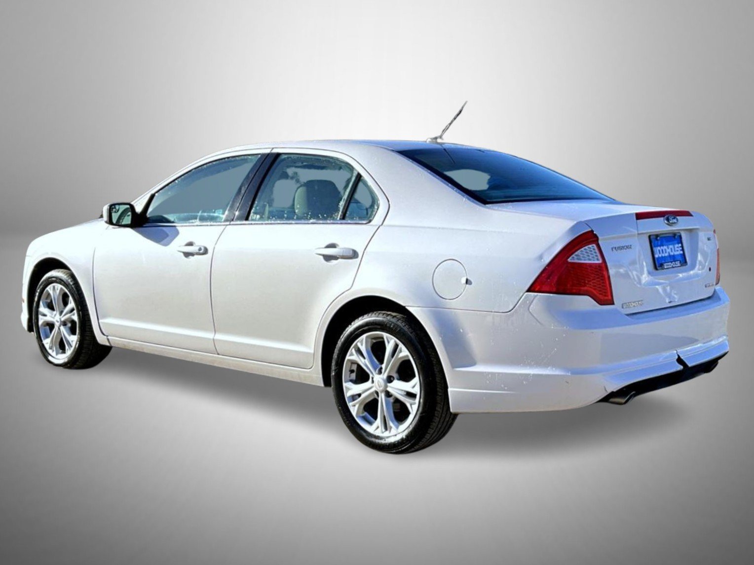 Used 2012 White Ford SE image 7