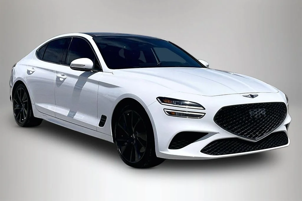 2023 Genesis G70 3.3T Standard's photo