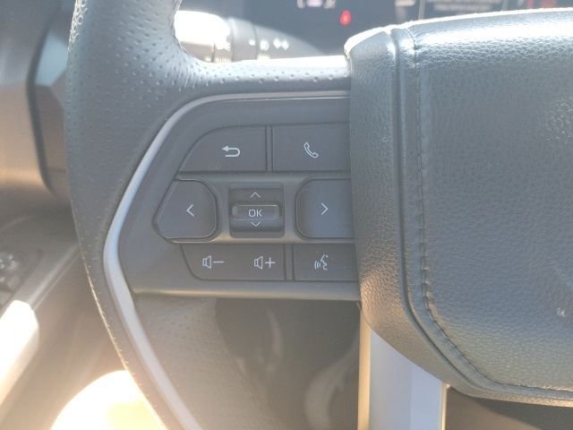 Used 2025 Cutting Edge Toyota SR5 image 13