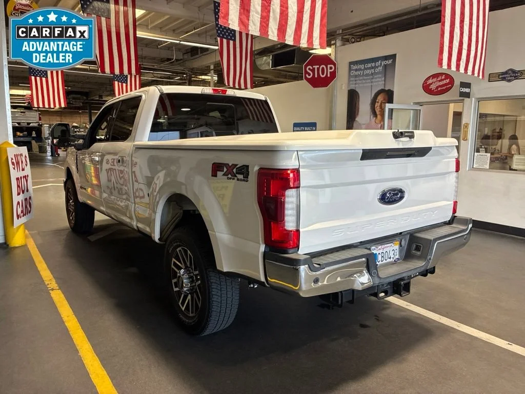 Used 2019 White Ford XL image 3